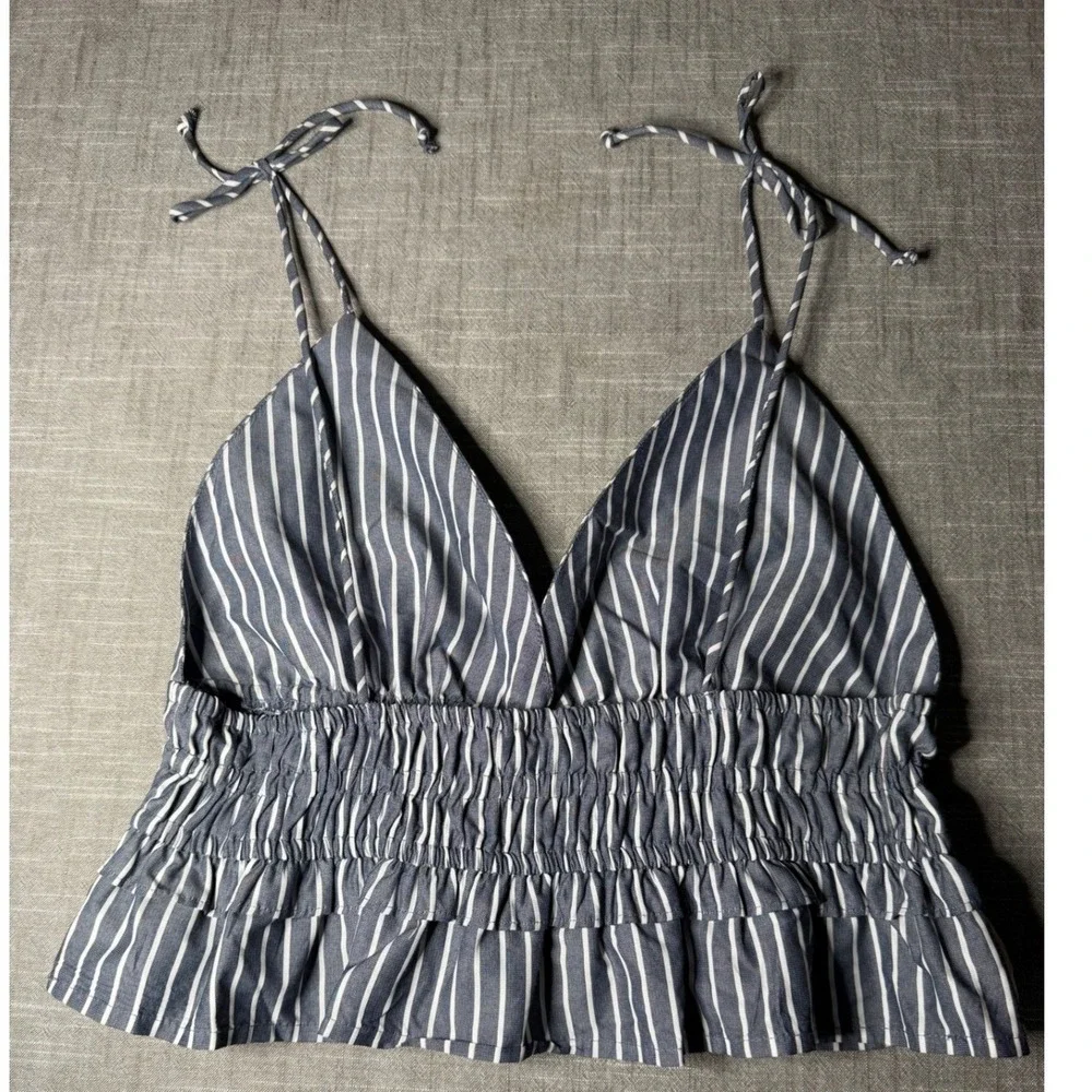 Sim & Sam Grey White Striped Smocked Peplum Halter Top NWT Size L 51216BL